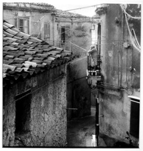 Image description is not available for 1997.052